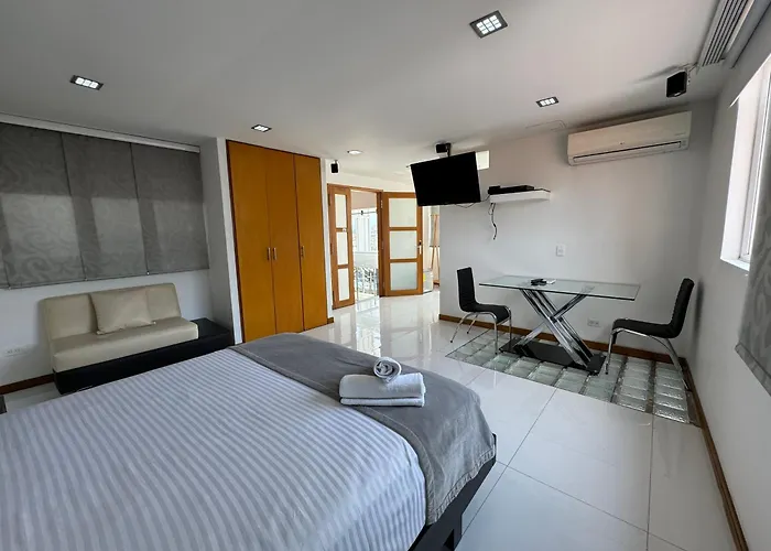 Hotel San Antonio Plaza