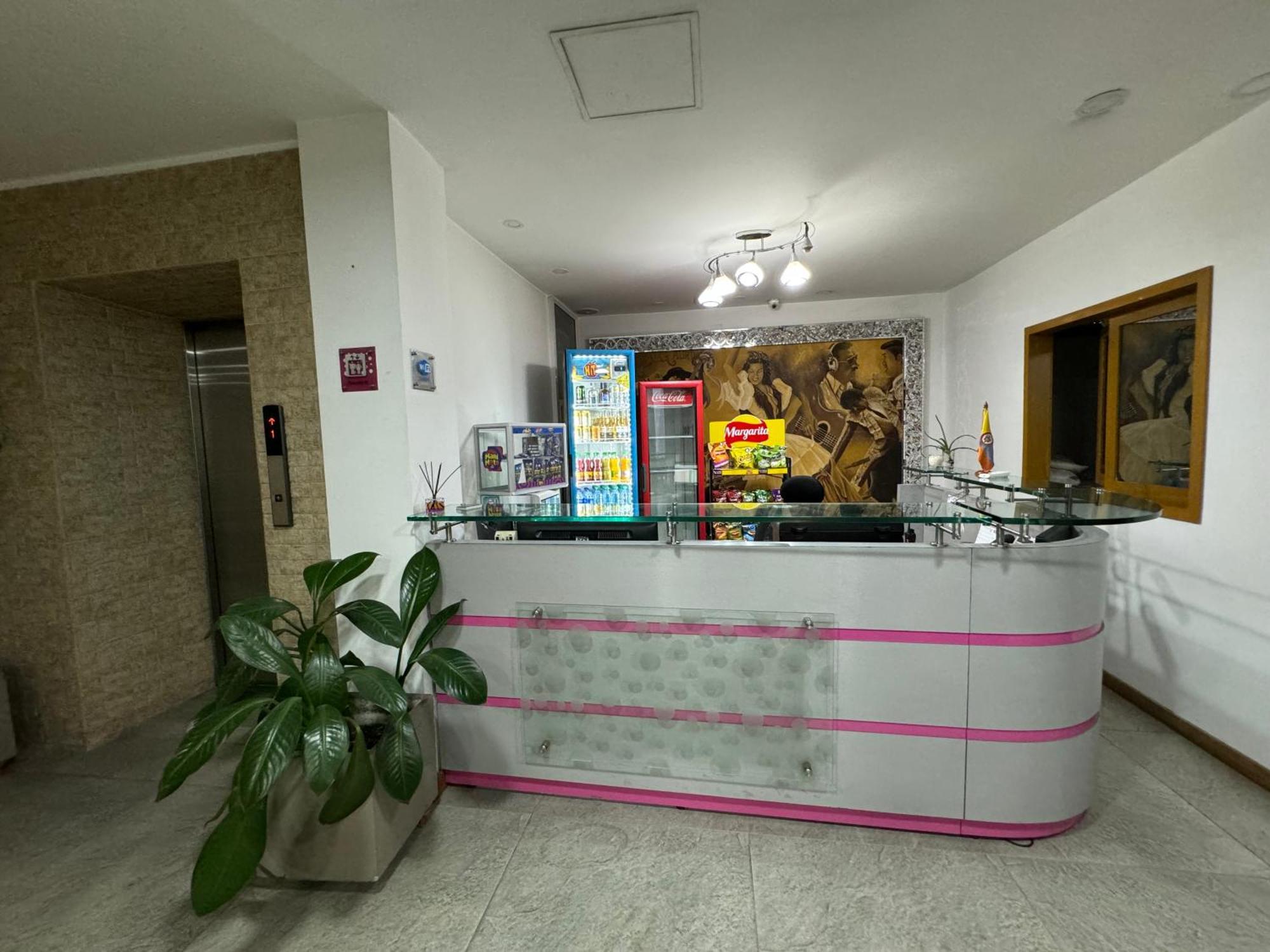 San Antonio Plaza 4*